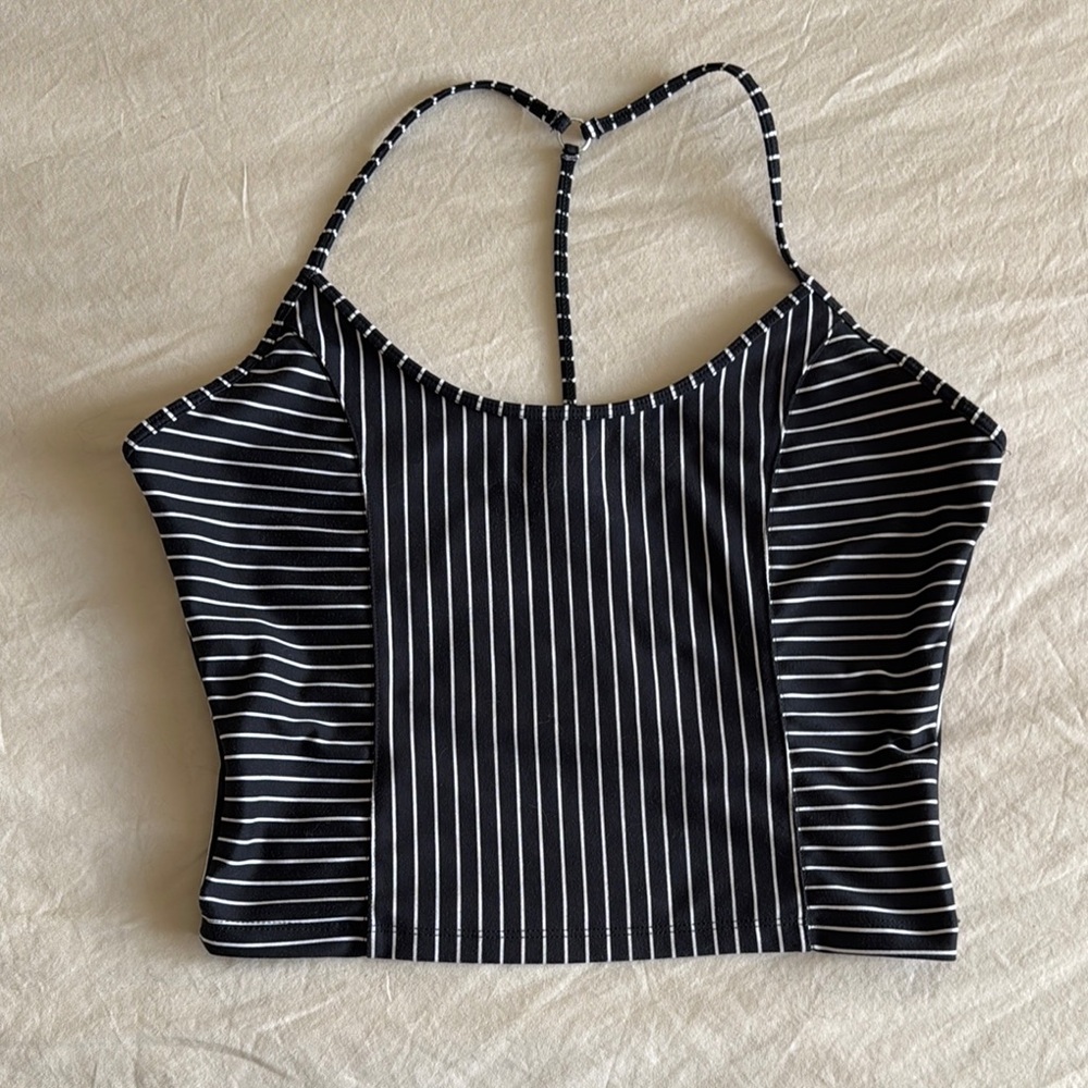 Victoria Secret On Point Athletic Striped Black and White Women's Top